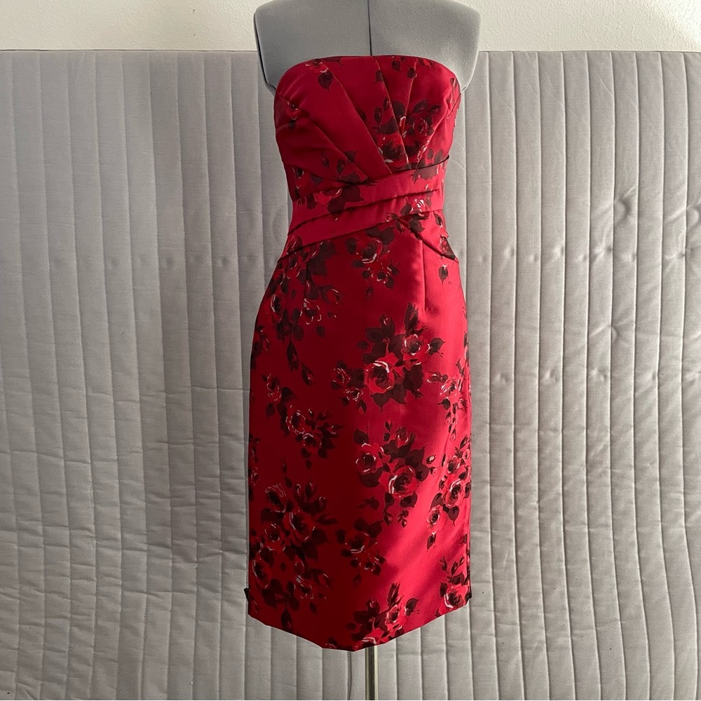 NWOT White House Black Market red rose prints satin strapless dress Size 0